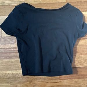 black fitted t shirt crop top